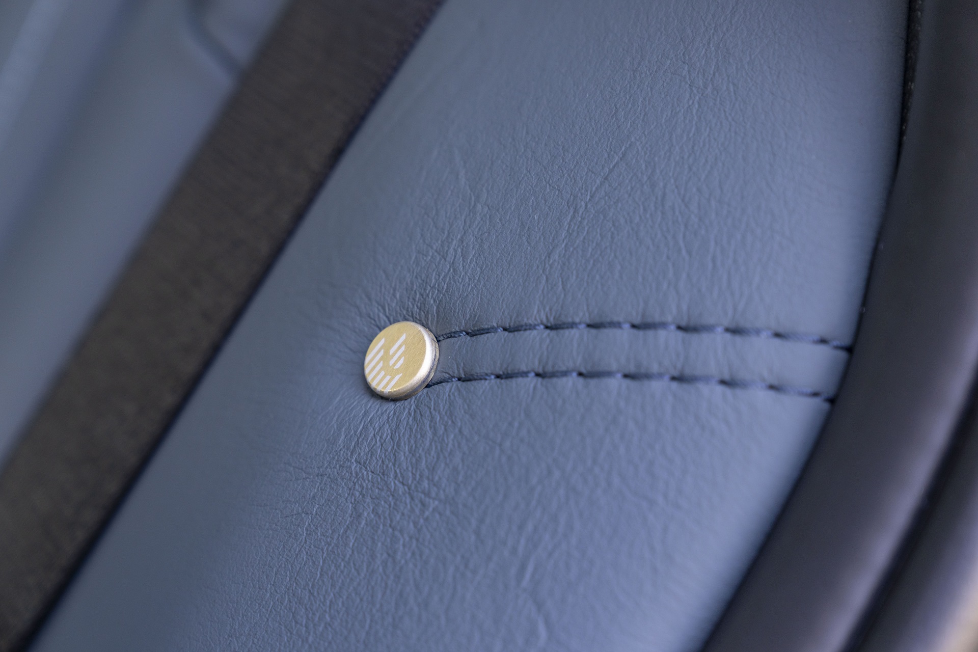 Download 2022 Mini John Cooper Works Clubman Untold Edition - Interior, Detail HD Wallpaper 1920x1280 #128