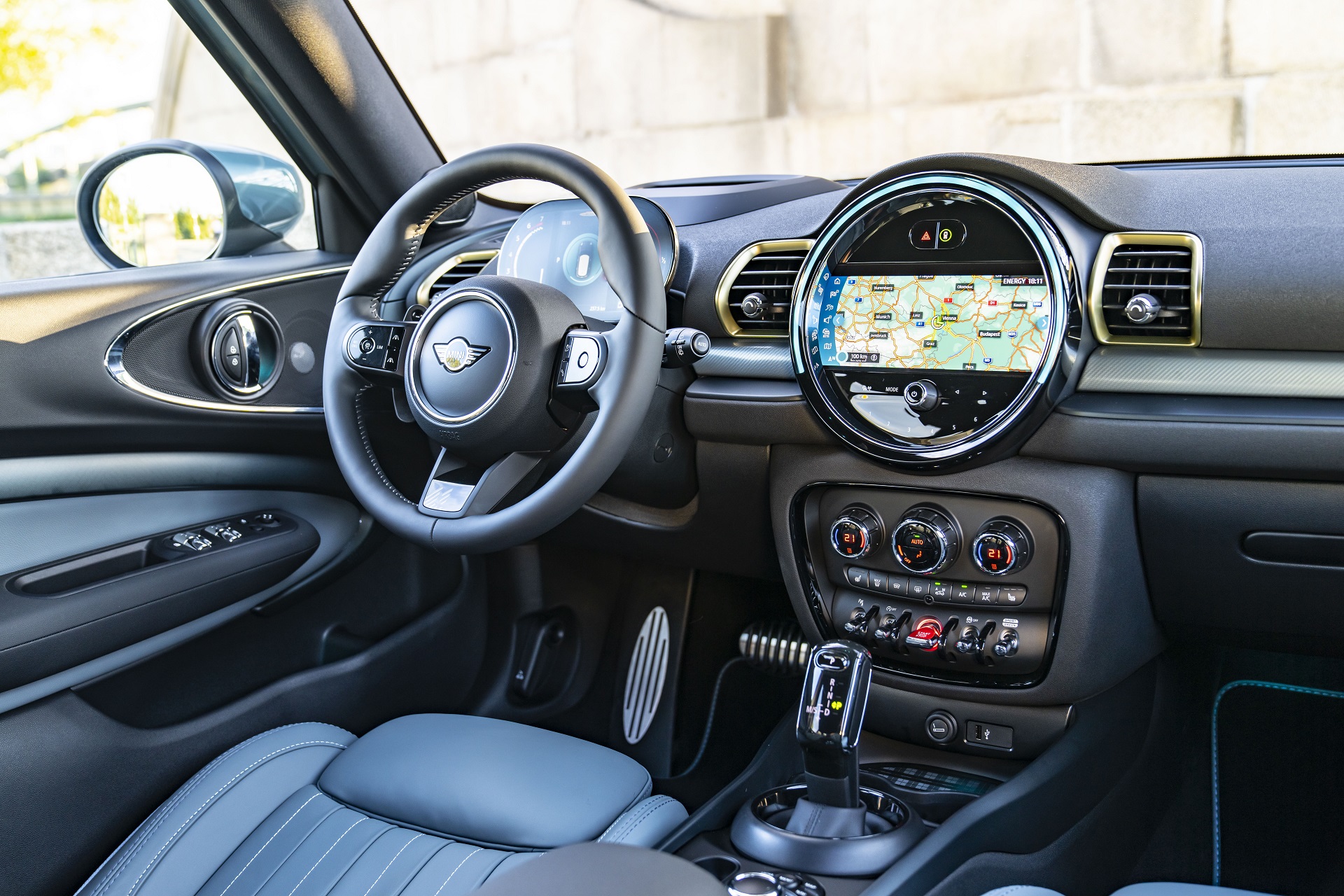 Download 2022 Mini John Cooper Works Clubman Untold Edition - Interior HD Wallpaper 1920x1280 #97