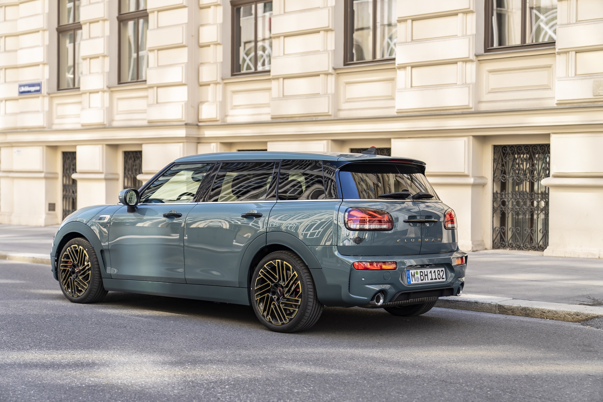 Download 2022 Mini John Cooper Works Clubman Untold Edition - Rear Three-Quarter HD Wallpaper 1920x1280 #13