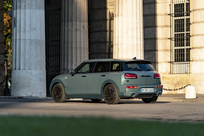 2022 Mini John Cooper Works Clubman Untold Edition - Rear Three-Quarter Wallpaper 850x567 #50