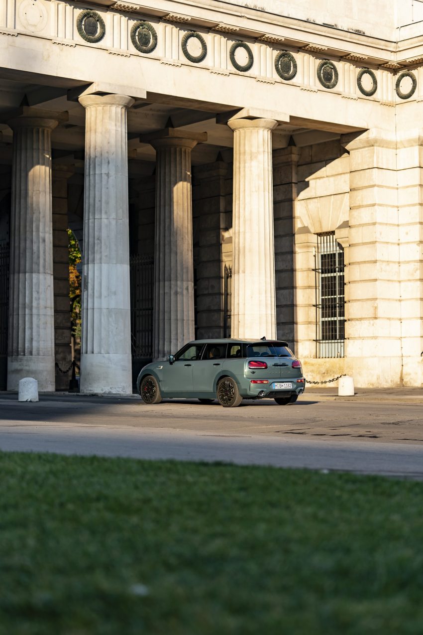 2022 Mini John Cooper Works Clubman Untold Edition - Rear Three-Quarter Phone Wallpaper 850x1275 #51