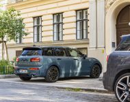 2022 Mini John Cooper Works Clubman Untold Edition - Rear Three-Quarter Wallpaper 190x150