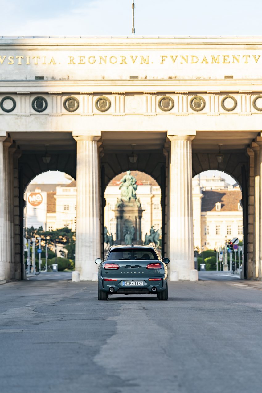 2022 Mini John Cooper Works Clubman Untold Edition - Rear Phone Wallpaper 850x1275 #54