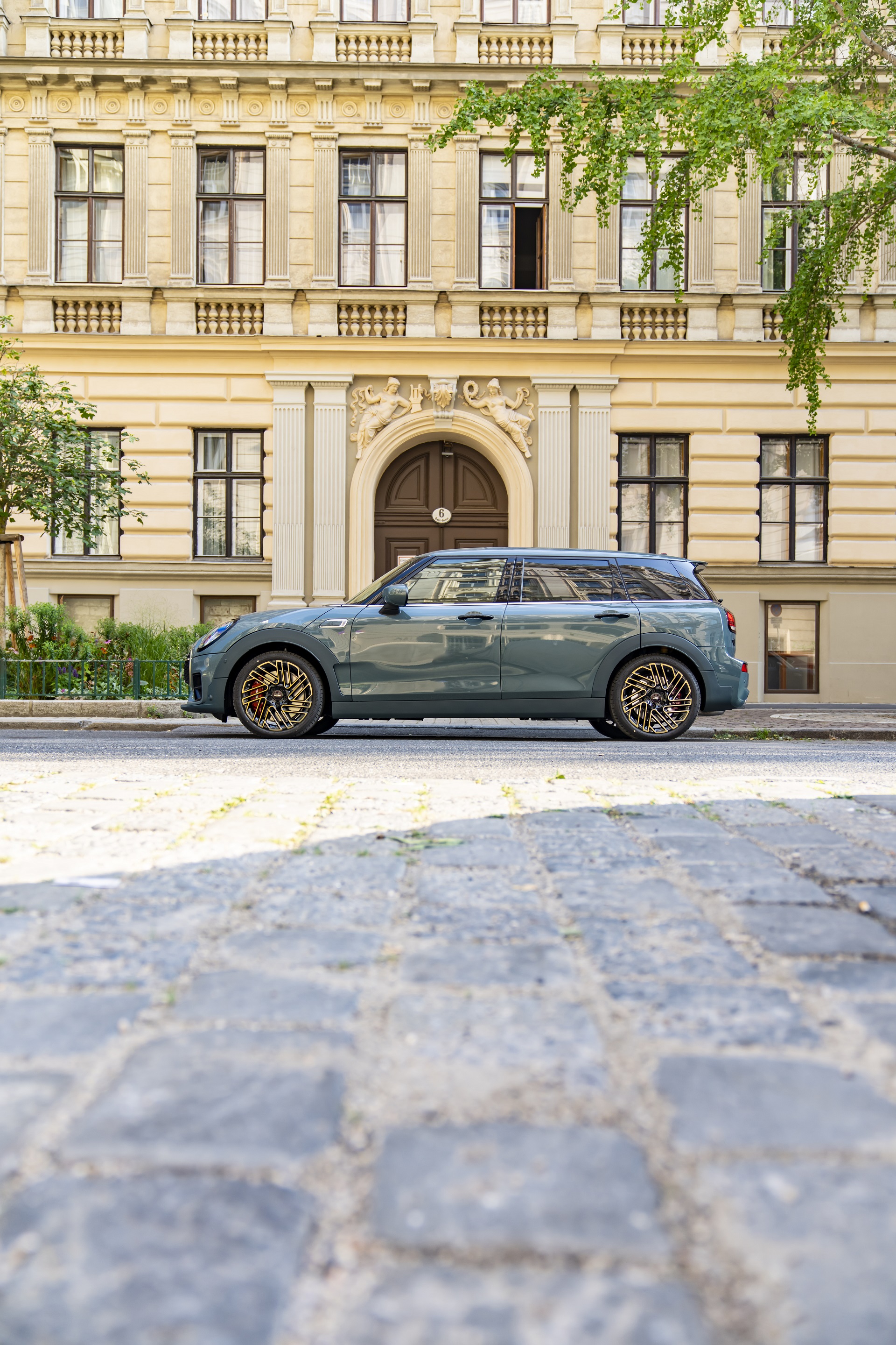 Download 2022 Mini John Cooper Works Clubman Untold Edition - Side HD Phone Wallpaper 1920x2880 #45