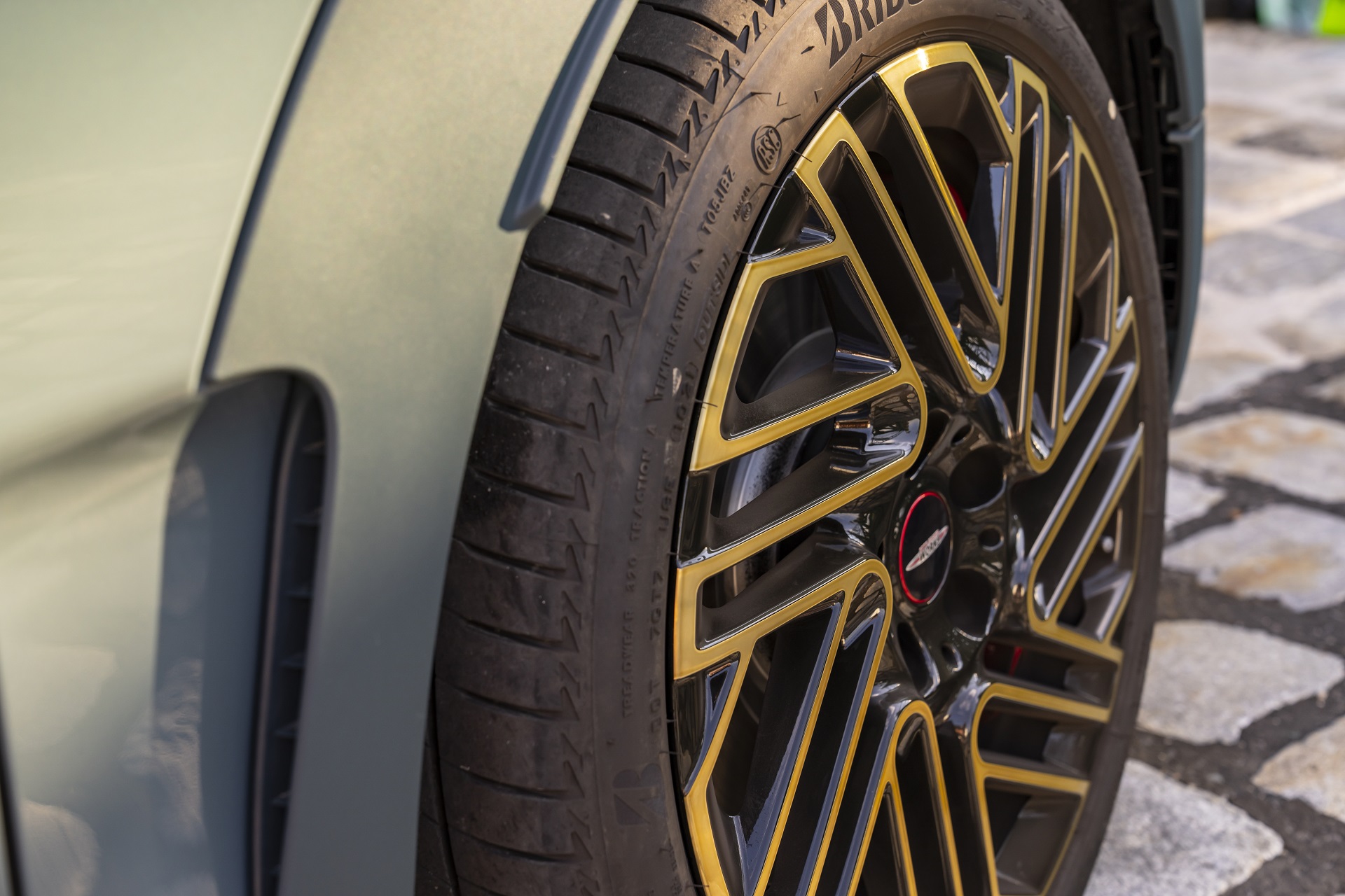 Download 2022 Mini John Cooper Works Clubman Untold Edition - Wheel HD Wallpaper 1920x1280 #84