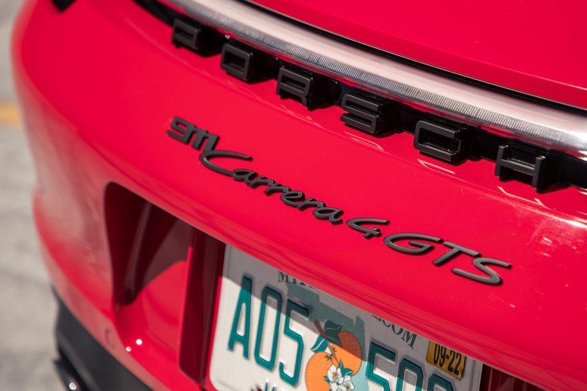 2022 Porsche 911 Carrera 4 GTS - Badge Wallpaper 850x567 #101