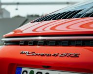 2022 Porsche 911 Carrera 4 GTS - Detail Wallpaper 190x150