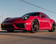2022 Porsche 911 Carrera 4 GTS - Front Three-Quarter Wallpaper 190x150