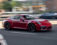 2022 Porsche 911 Carrera 4 GTS - Front Three-Quarter Wallpaper 190x150