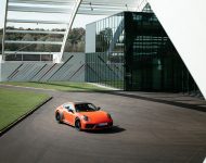 2022 Porsche 911 Carrera 4 GTS - Front Three-Quarter Wallpaper 190x150