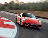 2022 Porsche 911 Carrera 4 GTS - Front Wallpaper 190x150