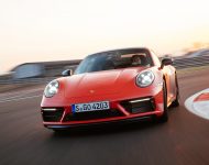 2022 Porsche 911 Carrera 4 GTS - Front Wallpaper 190x150