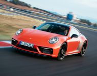 2022 Porsche 911 Carrera 4 GTS - Front Wallpaper 190x150