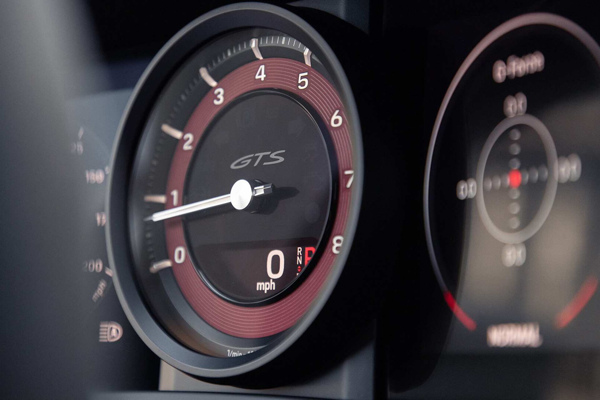Download 2022 Porsche 911 Carrera 4 GTS - Instrument Cluster HD Wallpaper 1920x1280 #105