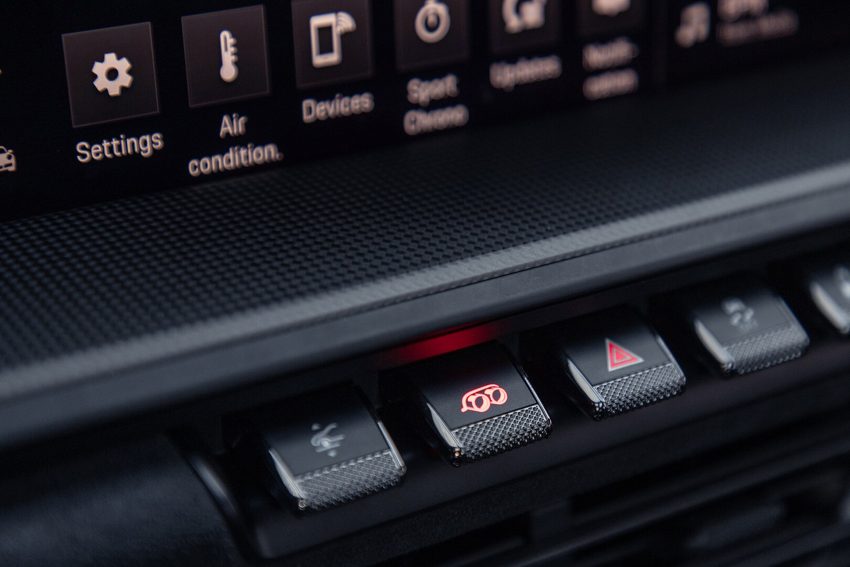 2022 Porsche 911 Carrera 4 GTS - Interior, Detail Wallpaper 850x567 #109