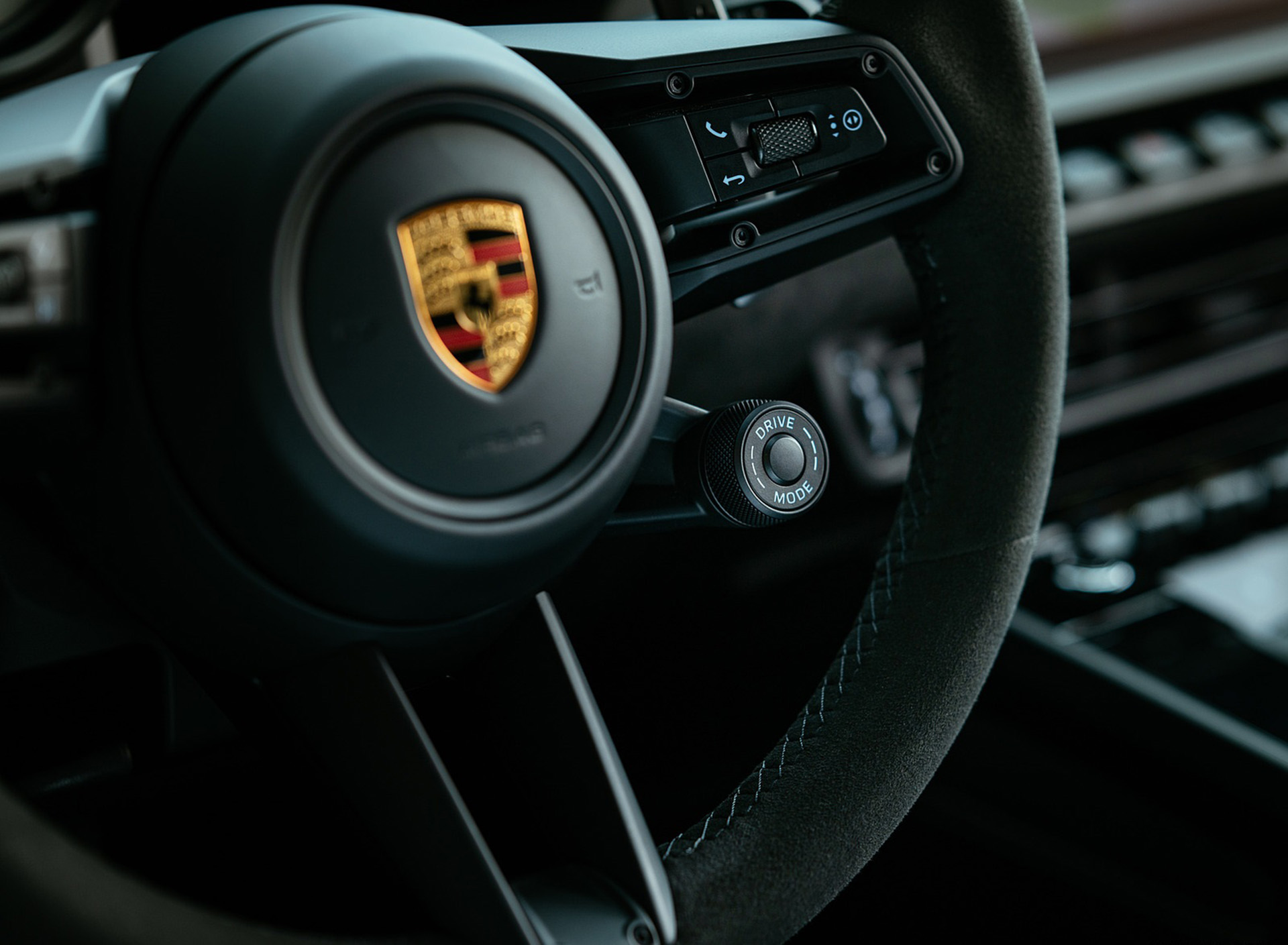 Download 2022 Porsche 911 Carrera 4 GTS - Interior, Steering Wheel HD Wallpaper 1920x1409 #65
