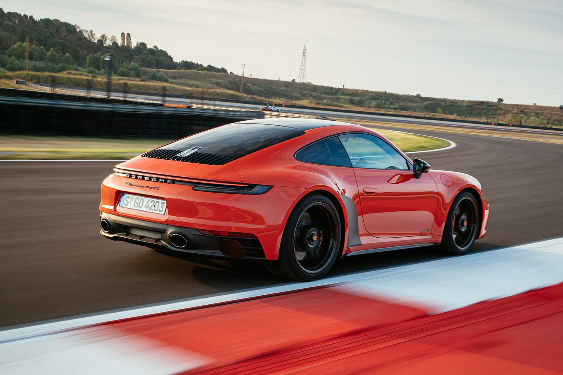 Download 2022 Porsche 911 Carrera 4 GTS - Rear Three-Quarter HD Wallpaper 1921x1280 #21