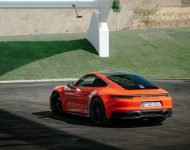 2022 Porsche 911 Carrera 4 GTS - Rear Three-Quarter Wallpaper 190x150