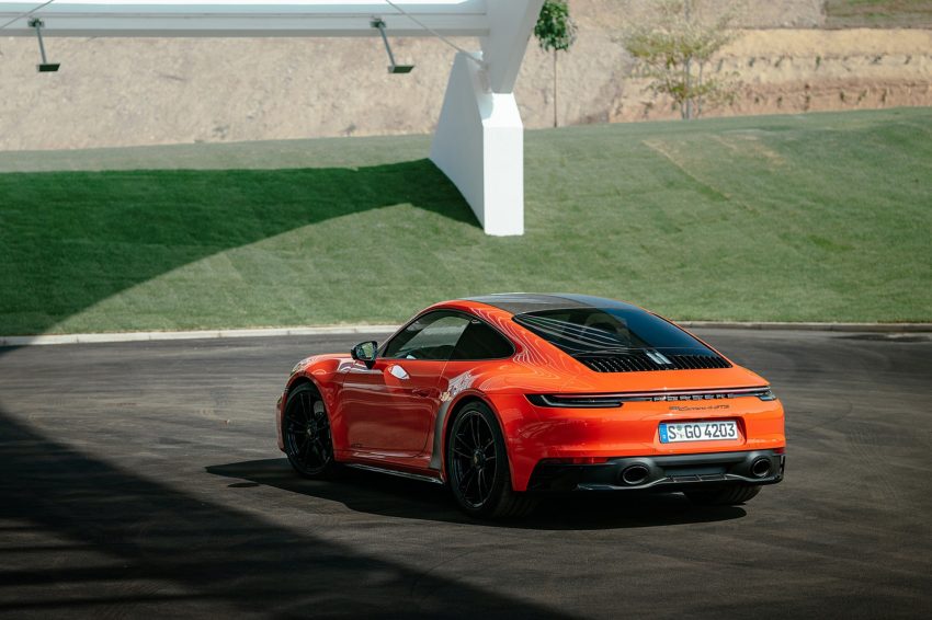 2022 Porsche 911 Carrera 4 GTS - Rear Three-Quarter Wallpaper 850x566 #41