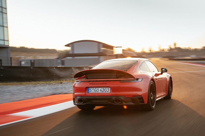 2022 Porsche 911 Carrera 4 GTS - Rear Wallpaper 850x566 #22