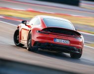 2022 Porsche 911 Carrera 4 GTS - Rear Wallpaper 190x150