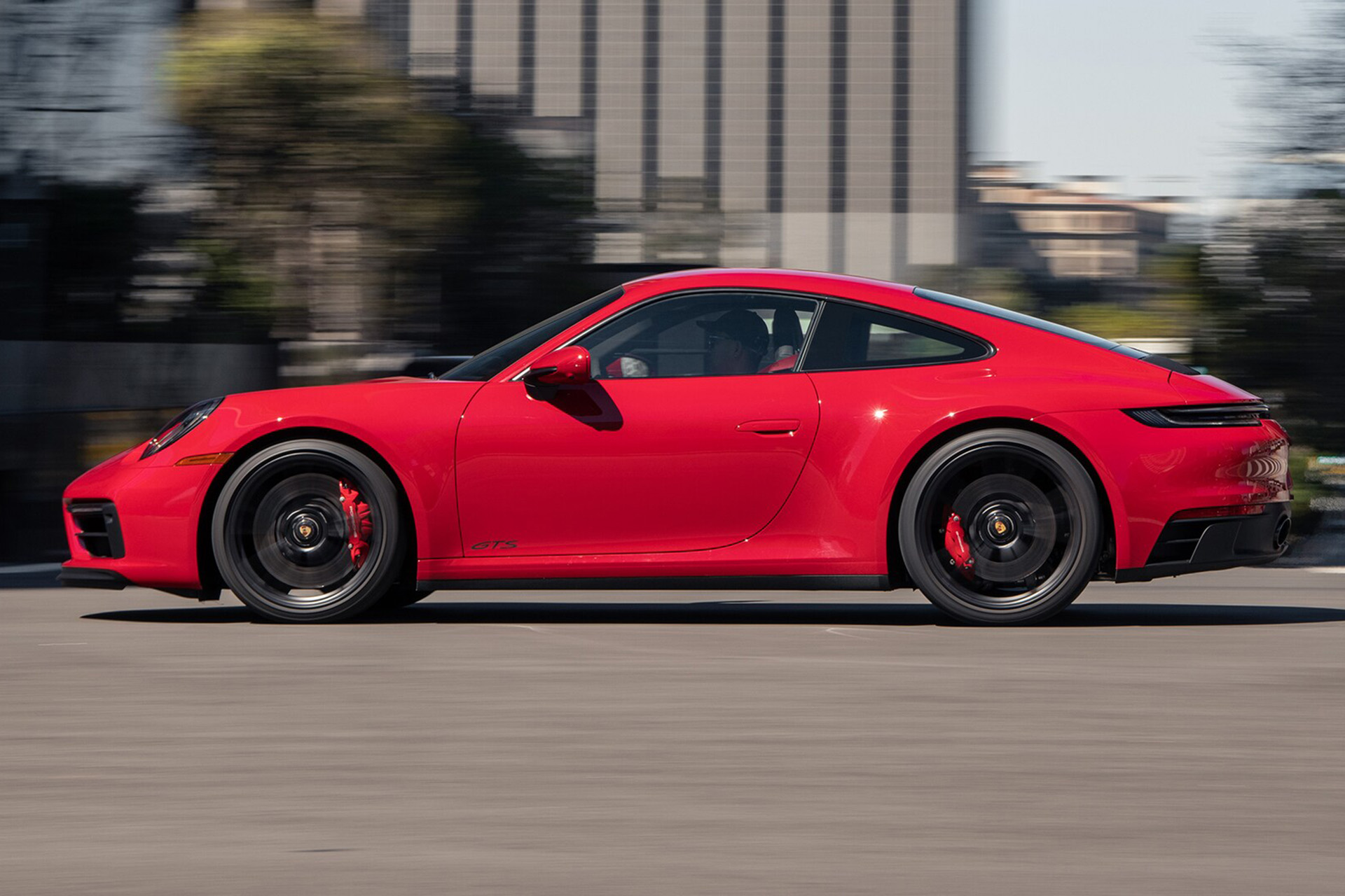 Download 2022 Porsche 911 Carrera 4 GTS - Side HD Wallpaper 1920x1280 #87