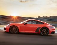 2022 Porsche 911 Carrera 4 GTS - Side Wallpaper 190x150