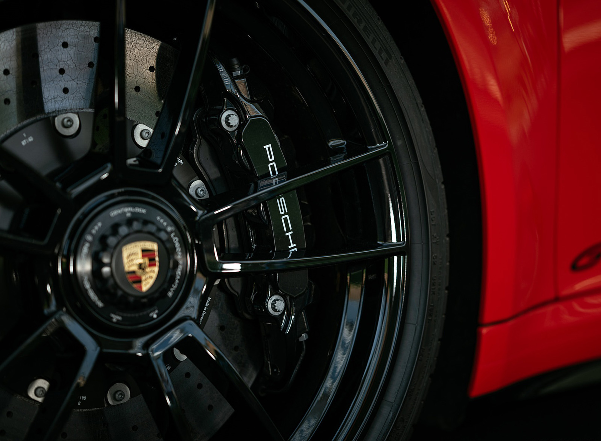 Download 2022 Porsche 911 Carrera 4 GTS - Wheel HD Wallpaper 1920x1409 #50