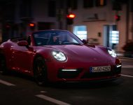 2022 Porsche 911 Carrera GTS Cabriolet - Front Three-Quarter Wallpaper 190x150