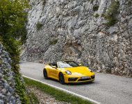 2022 Porsche 911 Carrera GTS Cabriolet - Front Three-Quarter Wallpaper 190x150