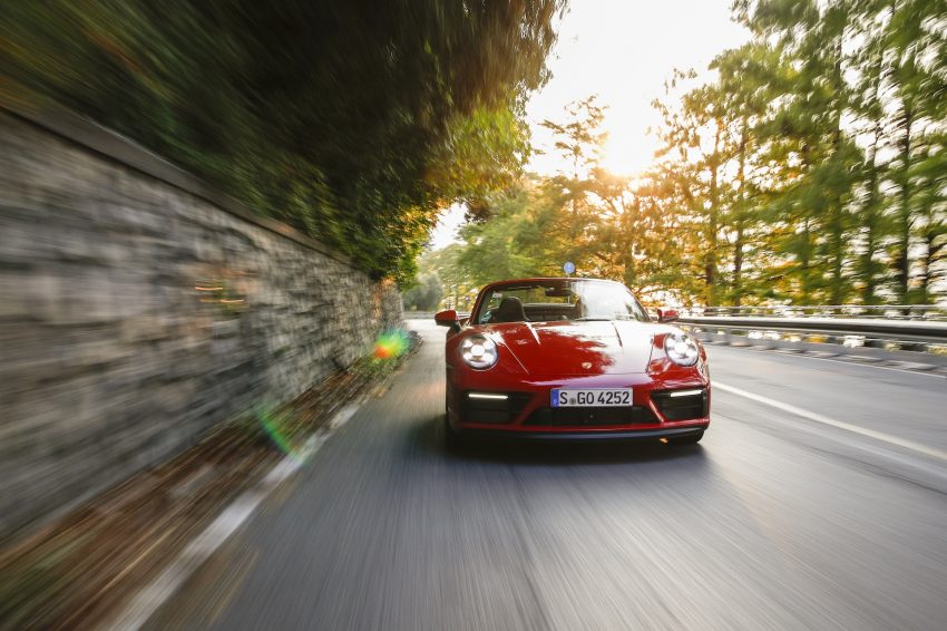 2022 Porsche 911 Carrera GTS Cabriolet - Front Wallpaper 850x566 #31