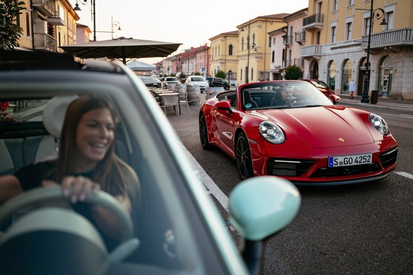 2022 Porsche 911 Carrera GTS Cabriolet - Front Wallpaper 850x567 #60