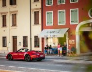 2022 Porsche 911 Carrera GTS Cabriolet - Rear Three-Quarter Wallpaper 190x150