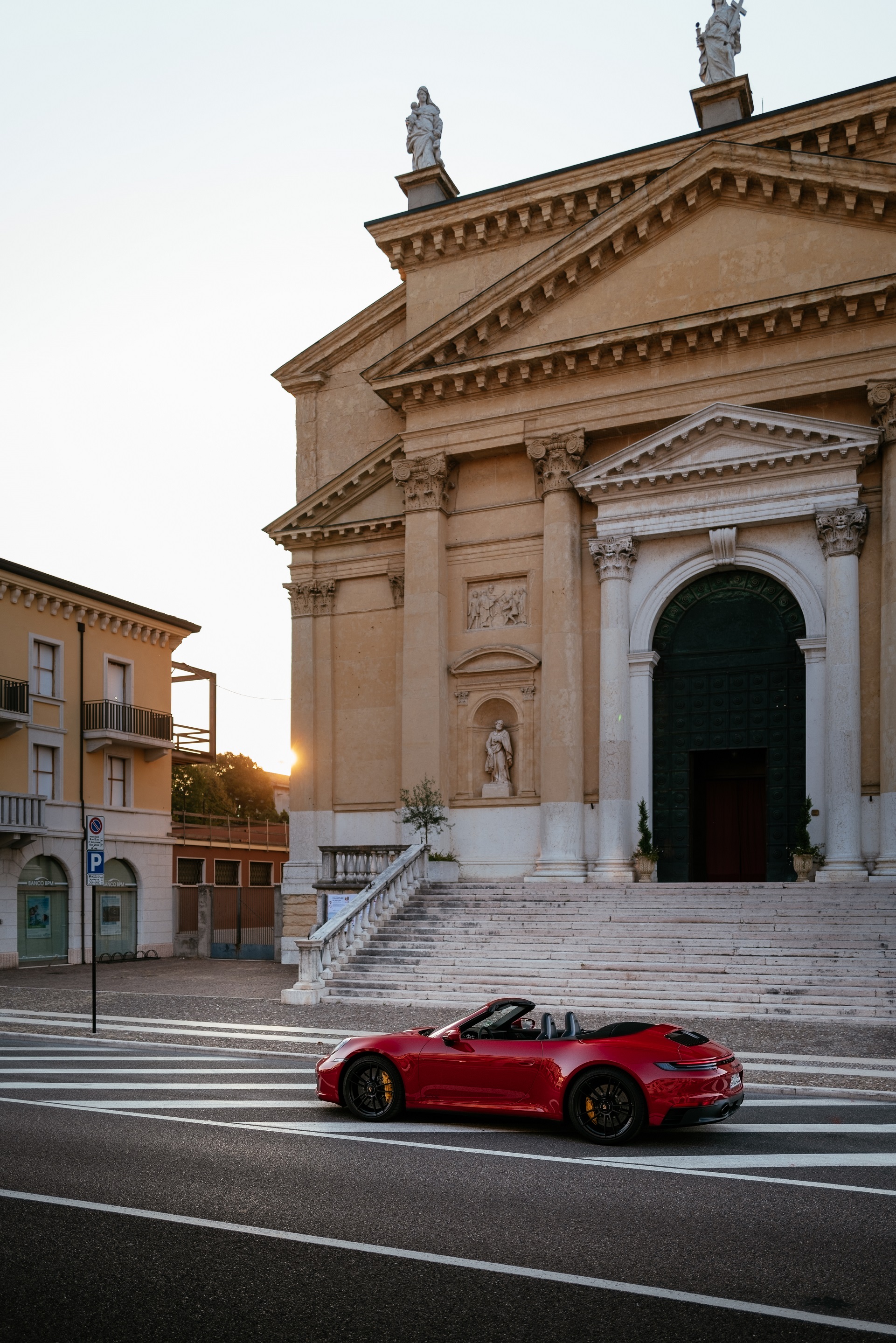 Download 2022 Porsche 911 Carrera GTS Cabriolet - Side HD Phone Wallpaper 1921x2879 #48