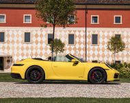 2022 Porsche 911 Carrera GTS Cabriolet - Side Wallpaper 190x150