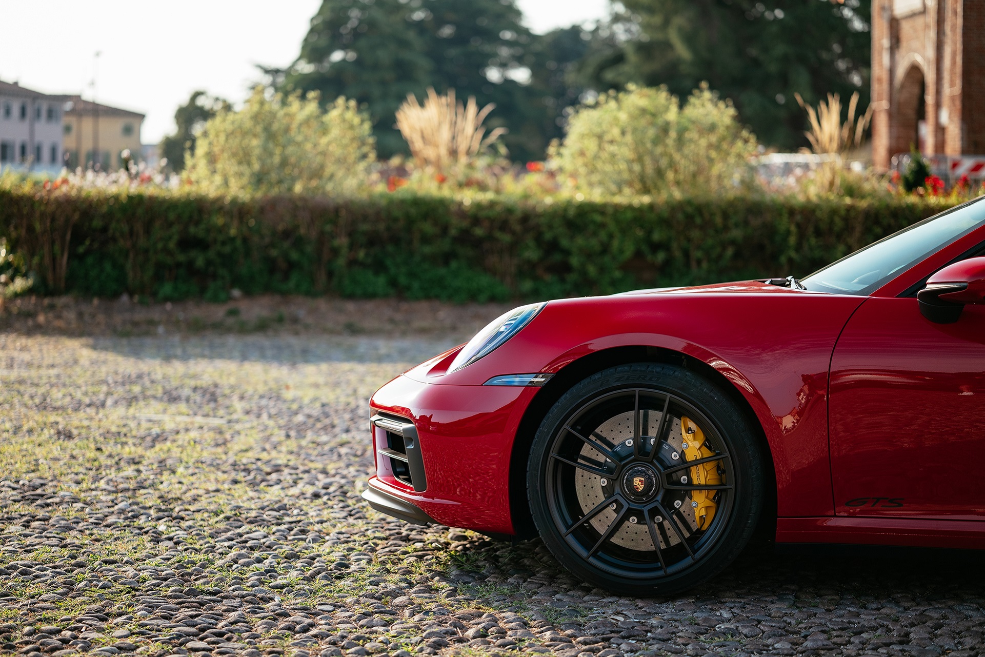 Download 2022 Porsche 911 Carrera GTS Cabriolet - Wheel HD Wallpaper 1921x1281 #67