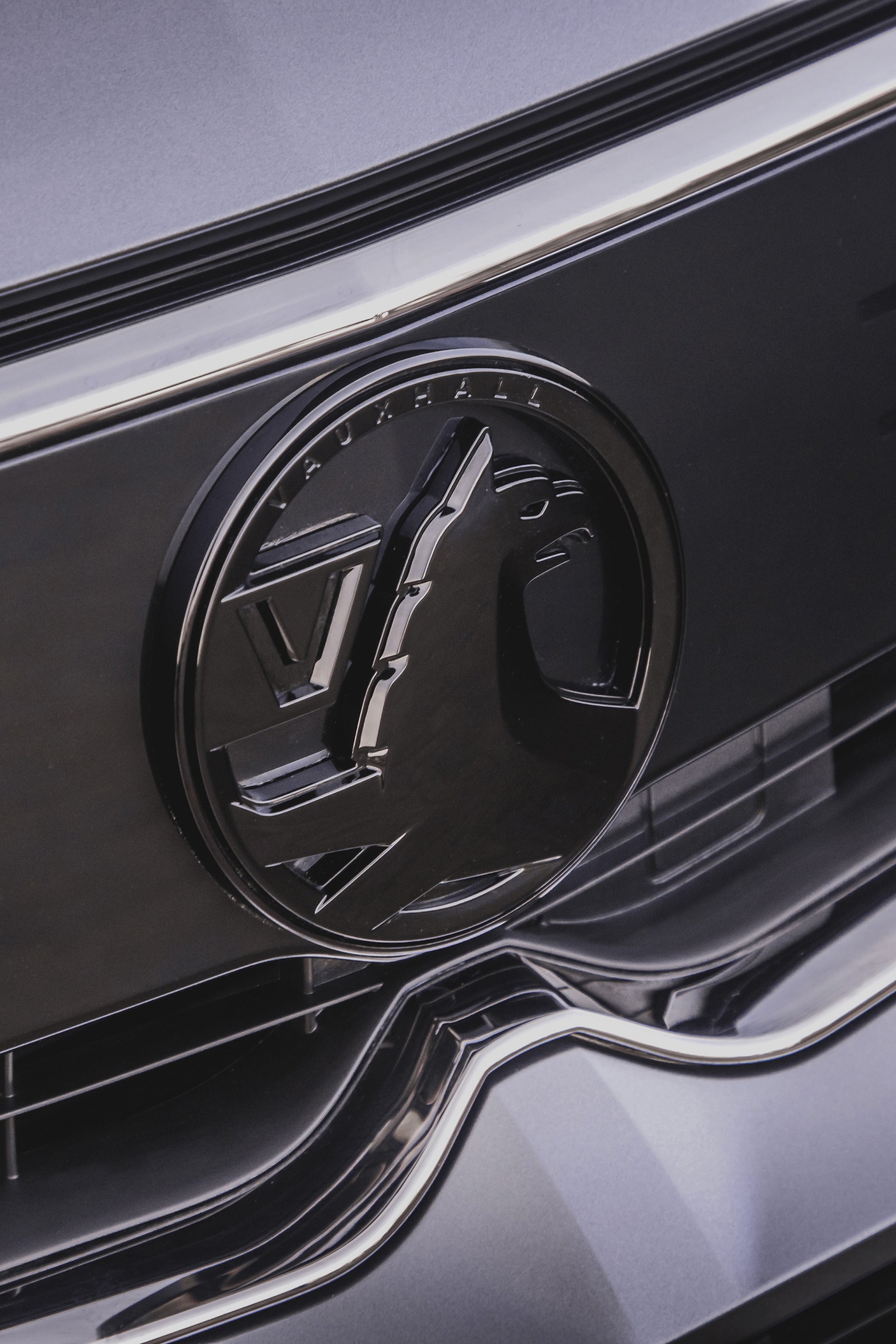 Download 2022 Vauxhall Grandland GS Line - Badge HD Phone Wallpaper 1921x2881 #36