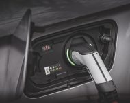 2022 Vauxhall Grandland GS Line - Charging Wallpaper 190x150