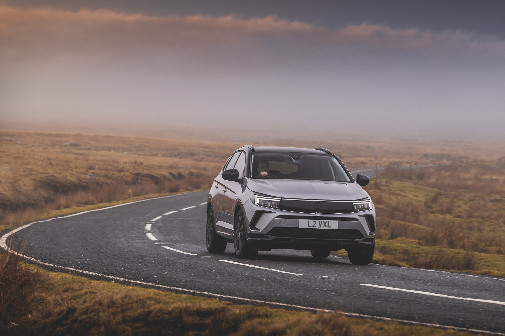 Download 2022 Vauxhall Grandland GS Line - Front HD Wallpaper 1921x1280 #12