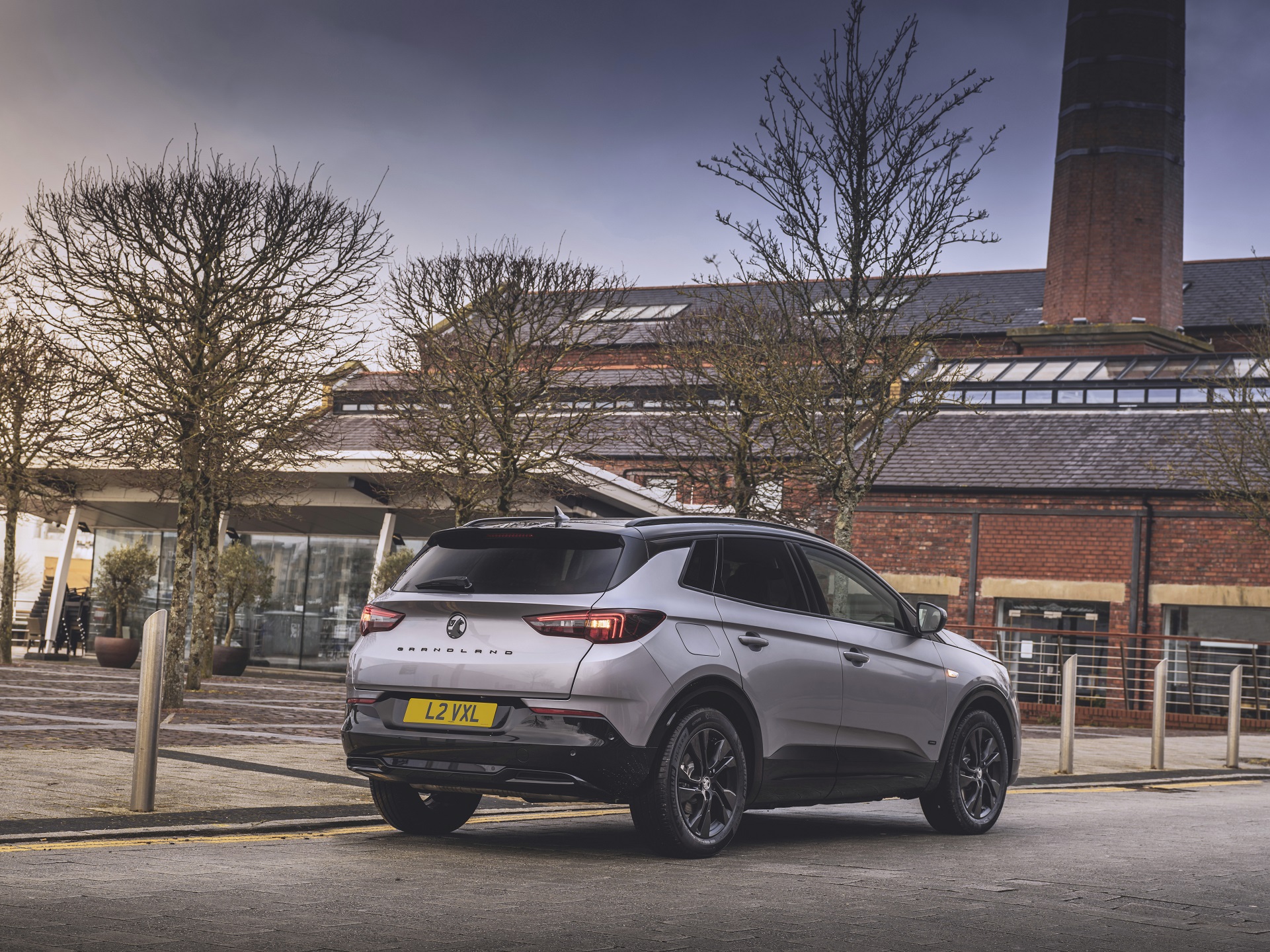 Download 2022 Vauxhall Grandland GS Line - Rear Three-Quarter HD Wallpaper 1921x1440 #31