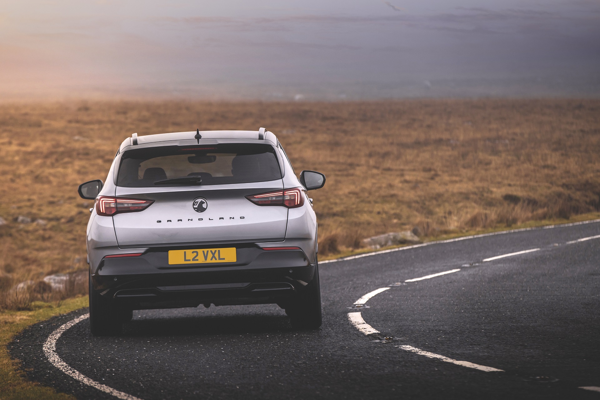 Download 2022 Vauxhall Grandland GS Line - Rear HD Wallpaper 1921x1280 #14