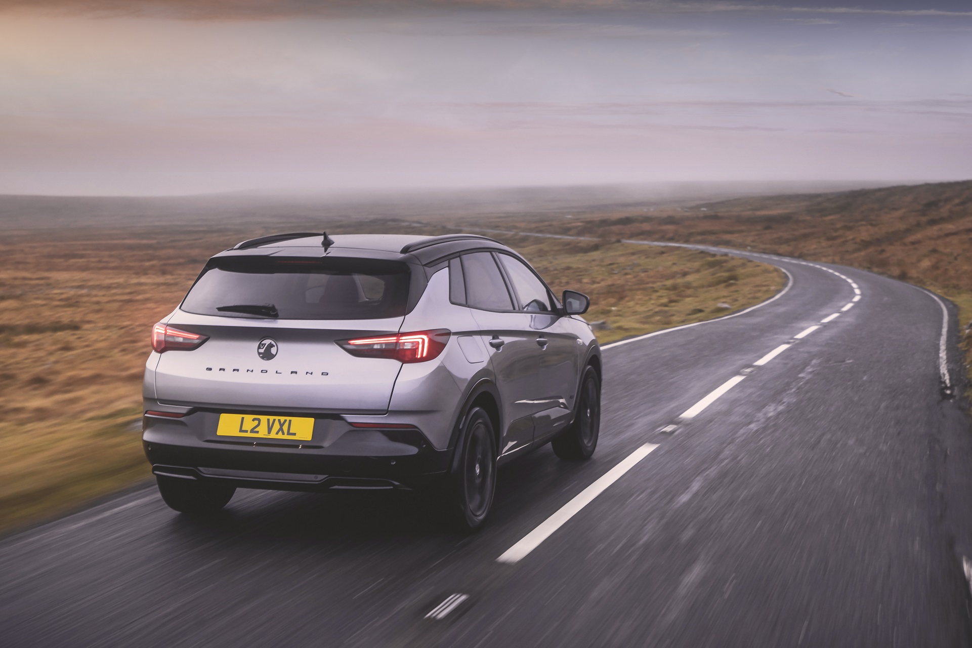 Download 2022 Vauxhall Grandland GS Line - Rear HD Wallpaper 1921x1280 #7