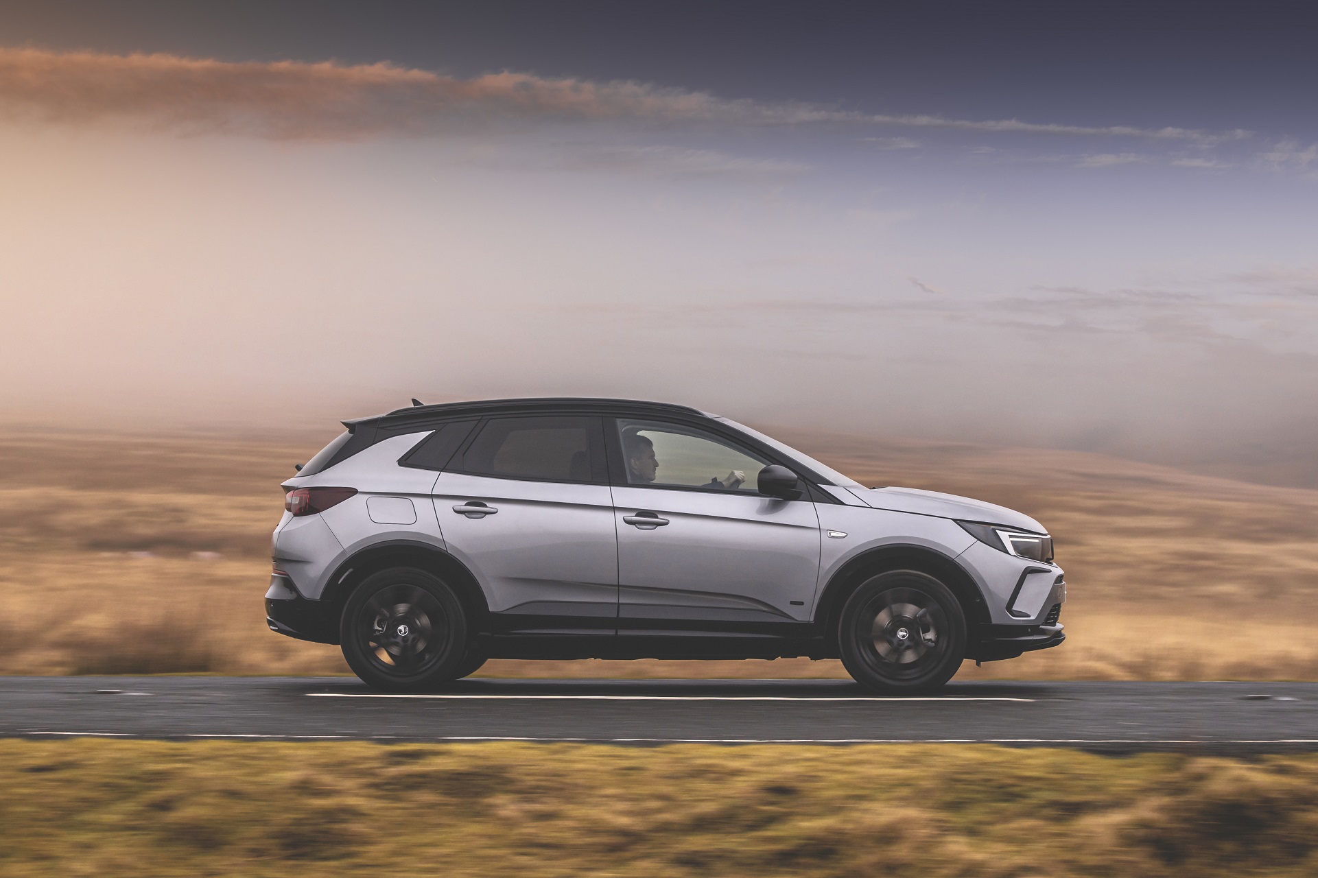 Download 2022 Vauxhall Grandland GS Line - Side HD Wallpaper 1921x1280 #15