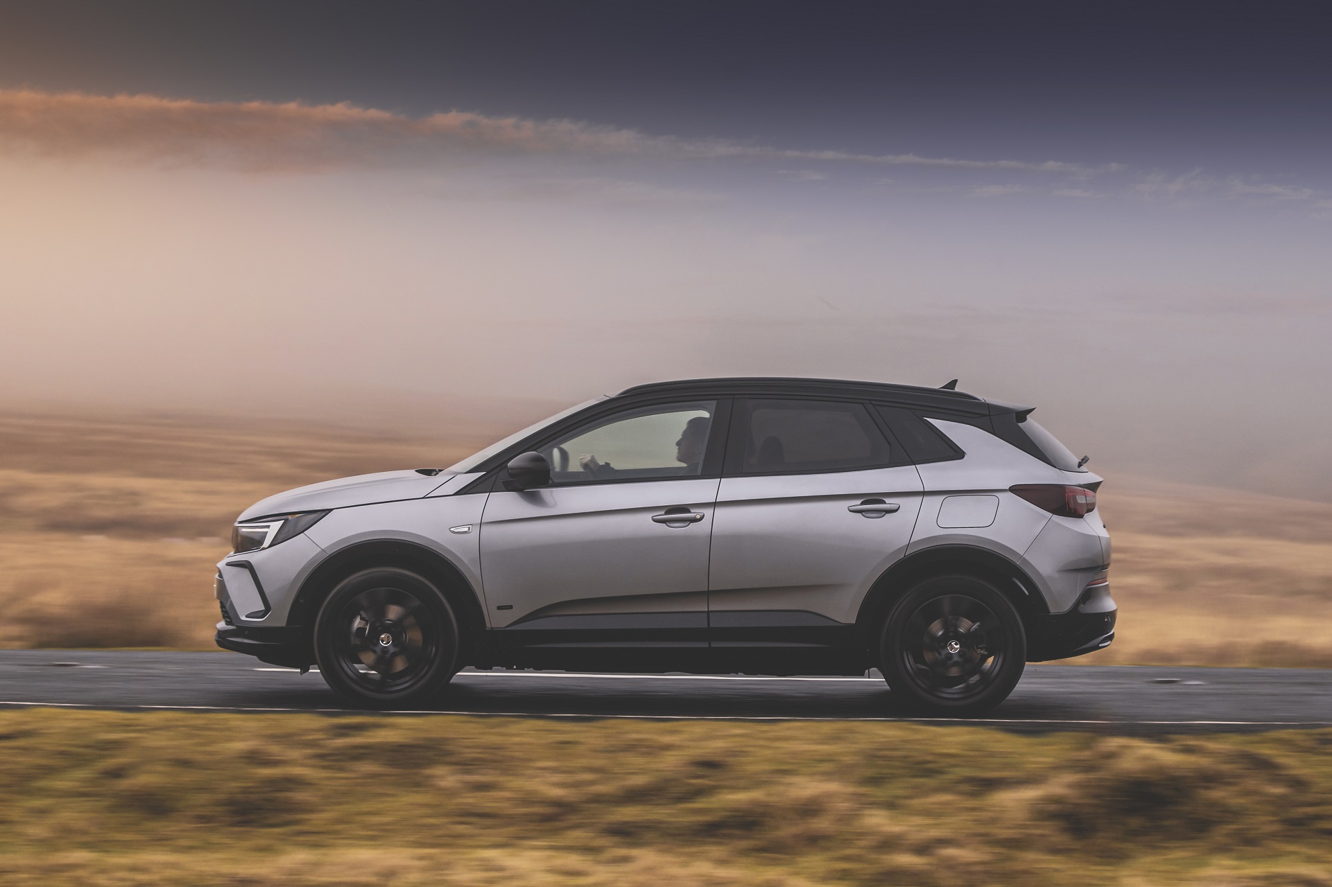 Download 2022 Vauxhall Grandland GS Line - Side HD Wallpaper 1921x1280 #16