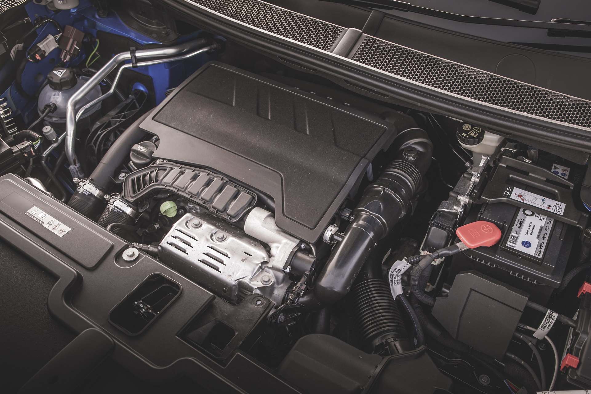 Download 2022 Vauxhall Grandland Ultimate - Engine HD Wallpaper 1921x1280 #81