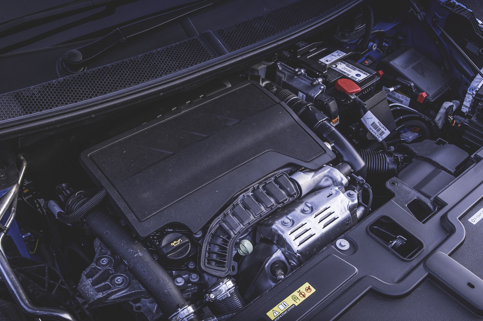 Download 2022 Vauxhall Grandland Ultimate - Engine HD Wallpaper 1921x1280 #82