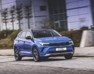 2022 Vauxhall Grandland Ultimate - Front Three-Quarter Wallpaper 190x150