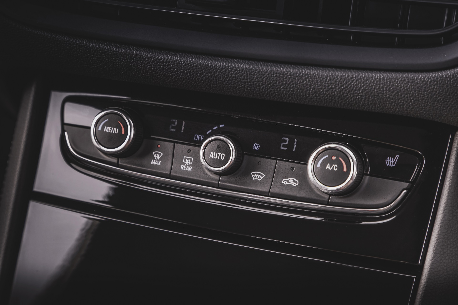 Download 2022 Vauxhall Grandland Ultimate - Interior, Detail HD Wallpaper 1921x1280 #96