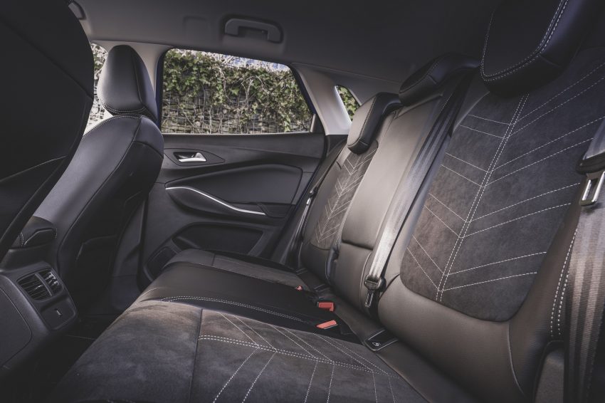 2022 Vauxhall Grandland Ultimate - Interior, Rear Seats Wallpaper 850x566 #92