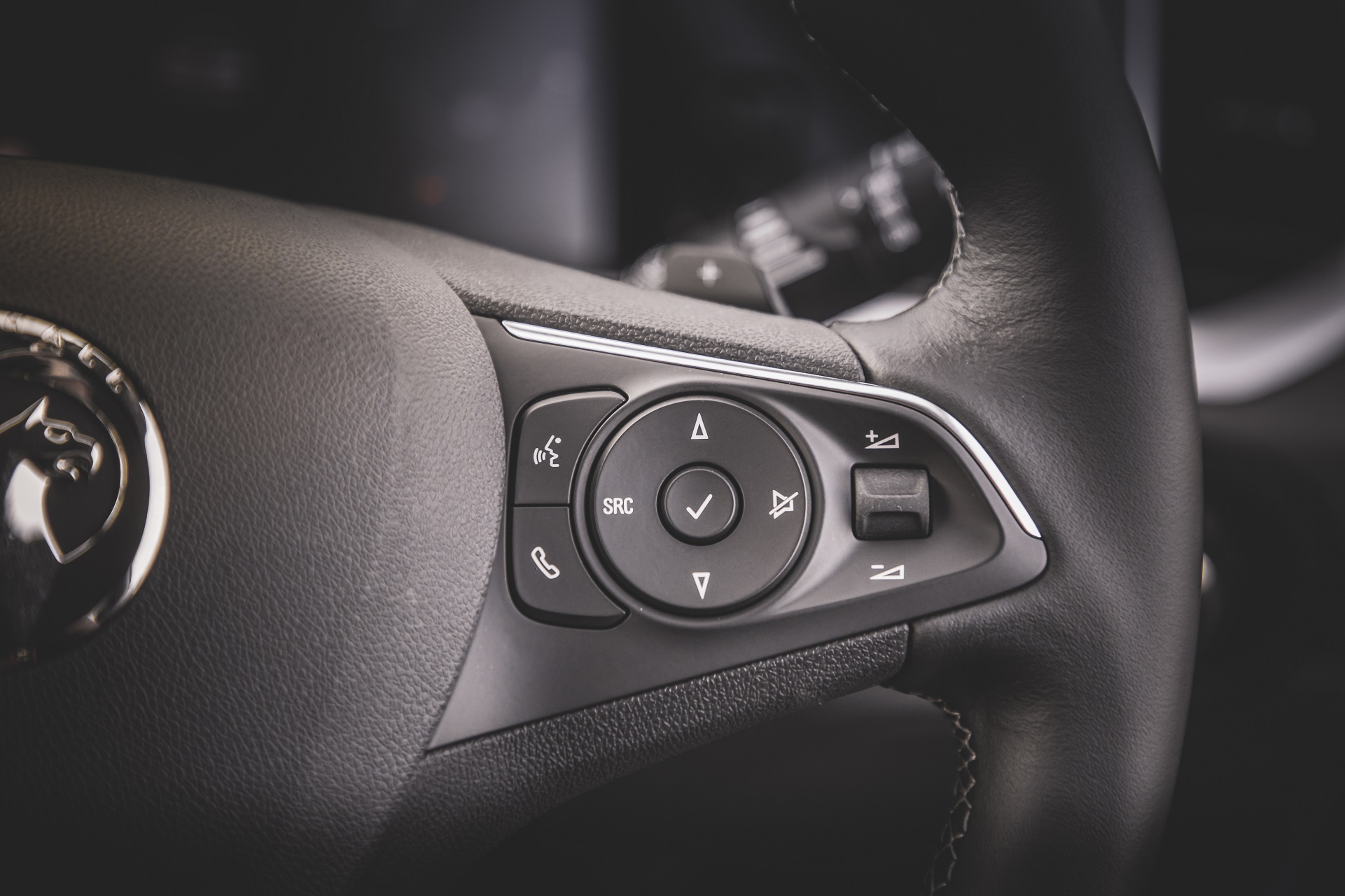 Download 2022 Vauxhall Grandland Ultimate - Interior, Steering Wheel HD Wallpaper 1921x1280 #103